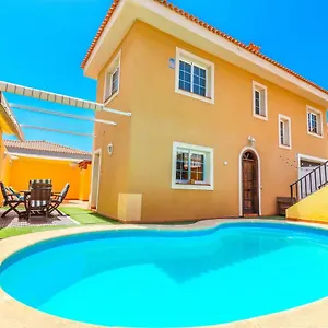 https://casa-cardones.tenerifehoteles.net