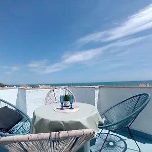 https://apartament-les-cases.catalonia-hotels.com